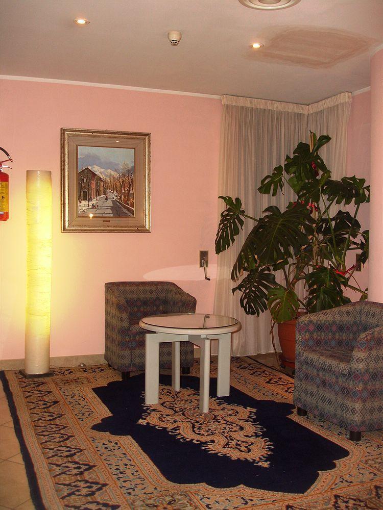 Augustus Hotel Biella Kültér fotó