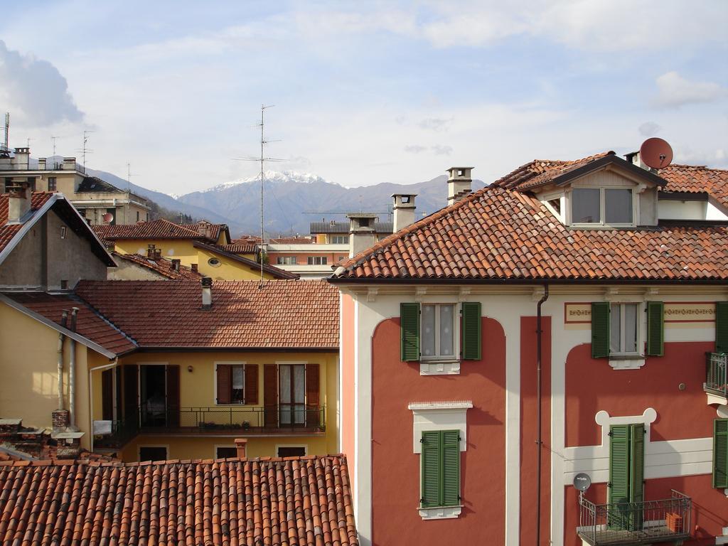 Augustus Hotel Biella Kültér fotó