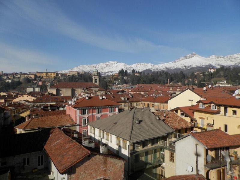 Augustus Hotel Biella Kültér fotó